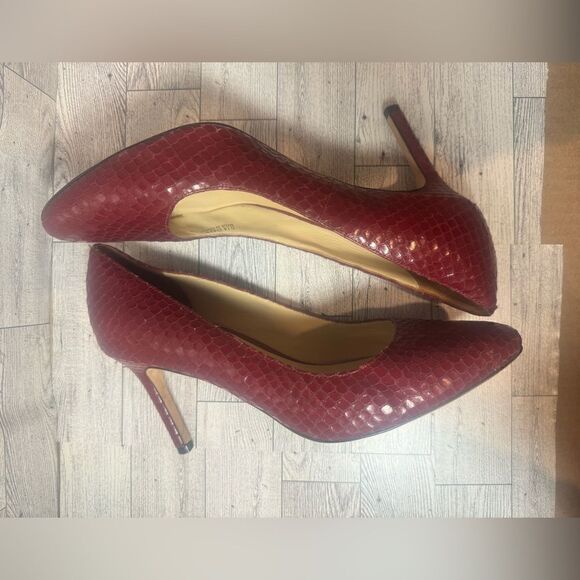 Cole Haan Burgundy snake print heels size 9b main image 5